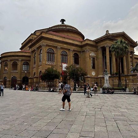 Casa Vacanze La Rocca 2 Apartman Palermo Kültér fotó
