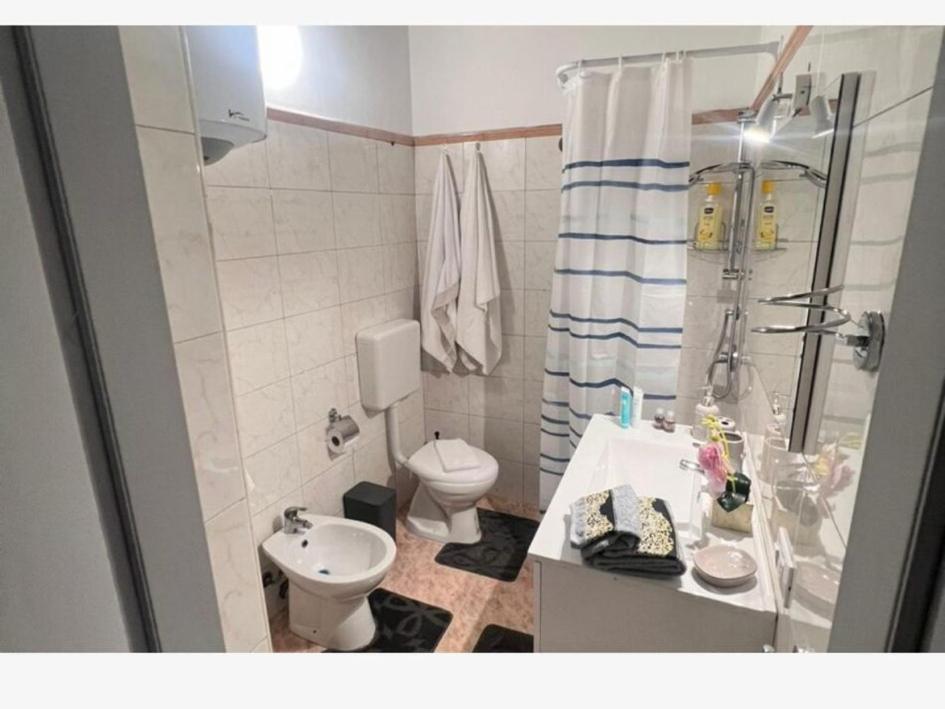 Casa Vacanze La Rocca 2 Apartman Palermo Kültér fotó