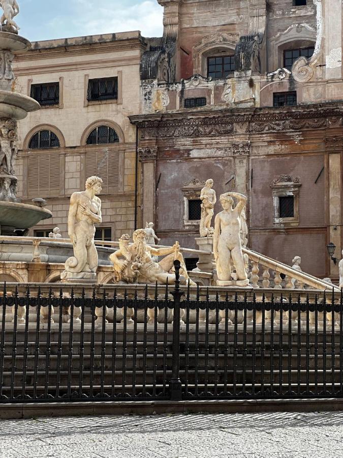 Casa Vacanze La Rocca 2 Apartman Palermo Kültér fotó